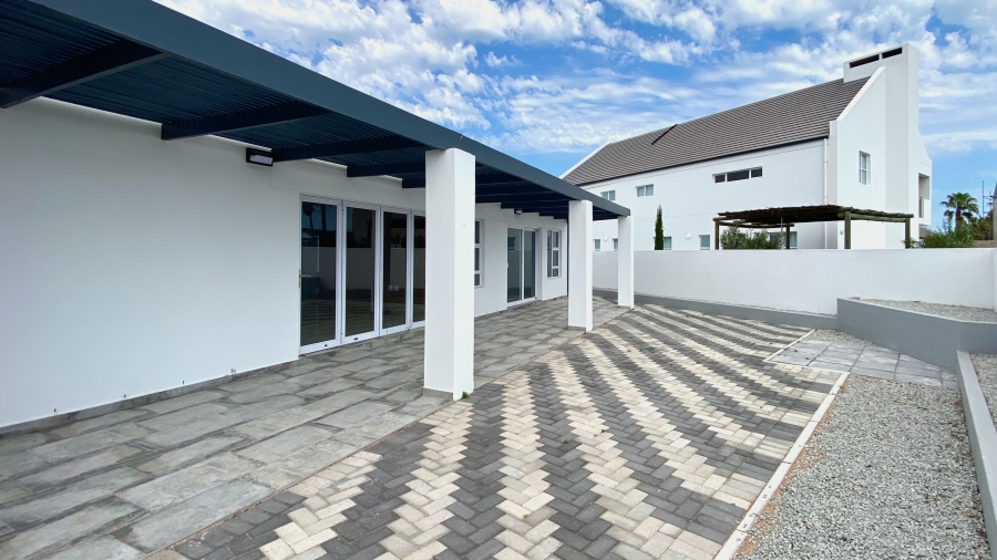 3 Bedroom Property for Sale in Golden Mile Western Cape